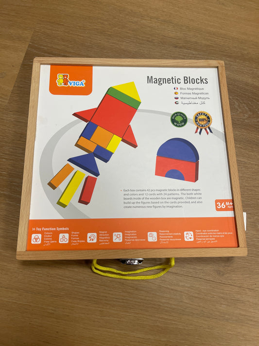 Magnetic blocks Viga