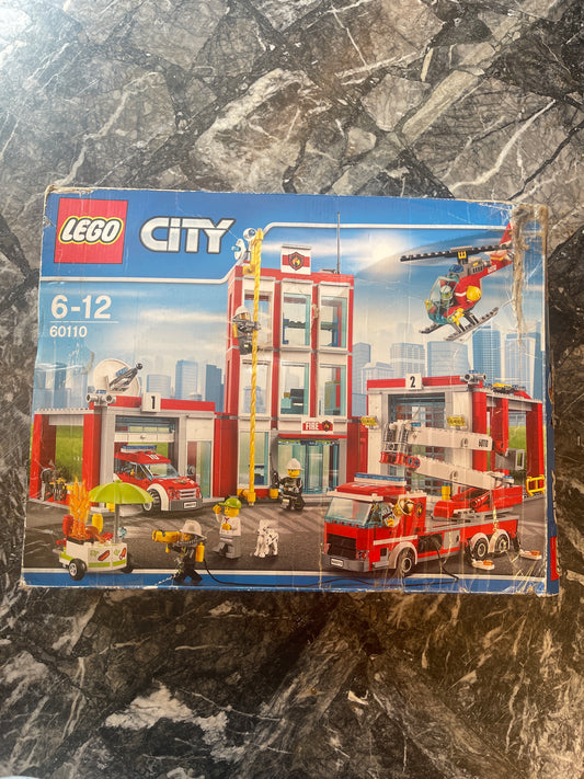 Lego City 60110 caserma dei pompieri