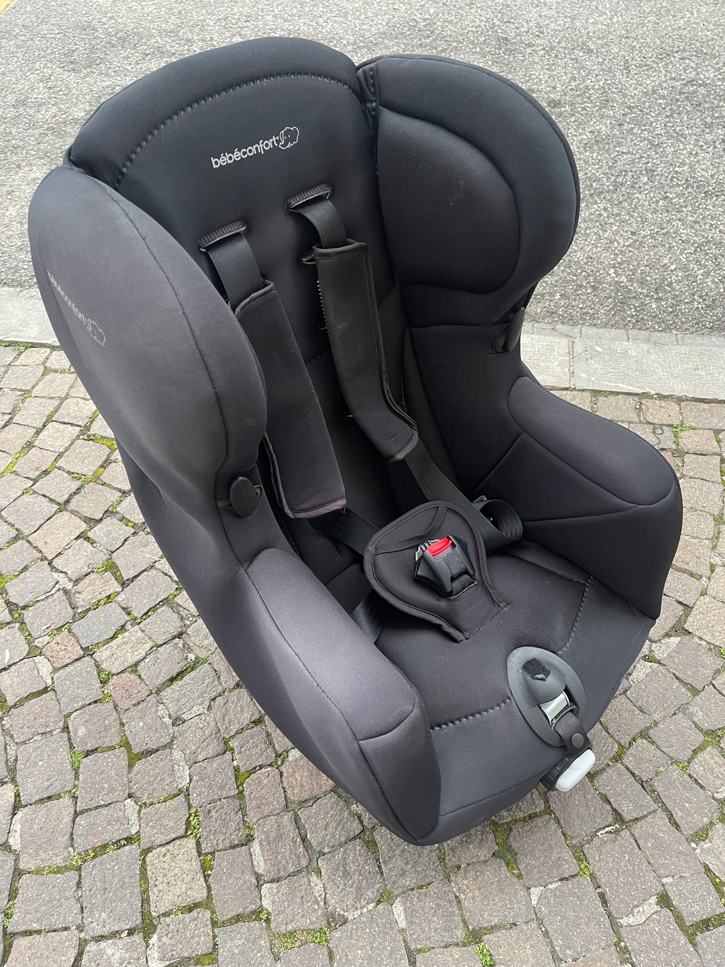 Seggiolino auto Bebeconfort 0/18 kg Iseos Neo+