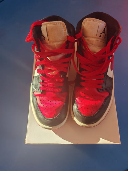 Nike Air Jordan 1 MID 37,5