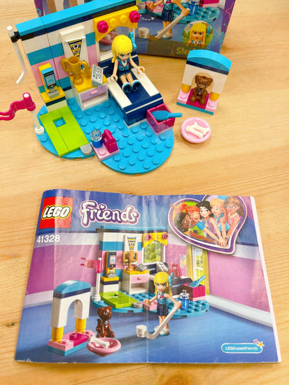 Lego Friends 41328 cameretta di Stephanie