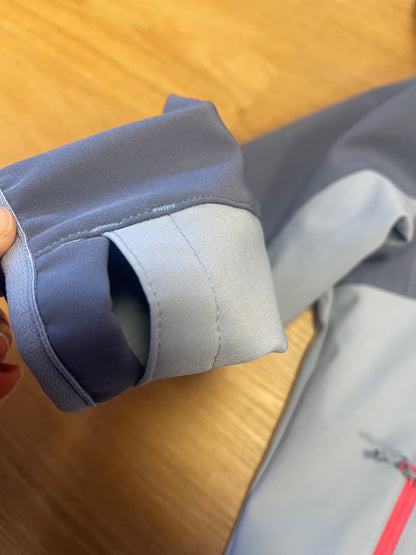 Giubbotto antivento Quechua nuovo 7/8 anni